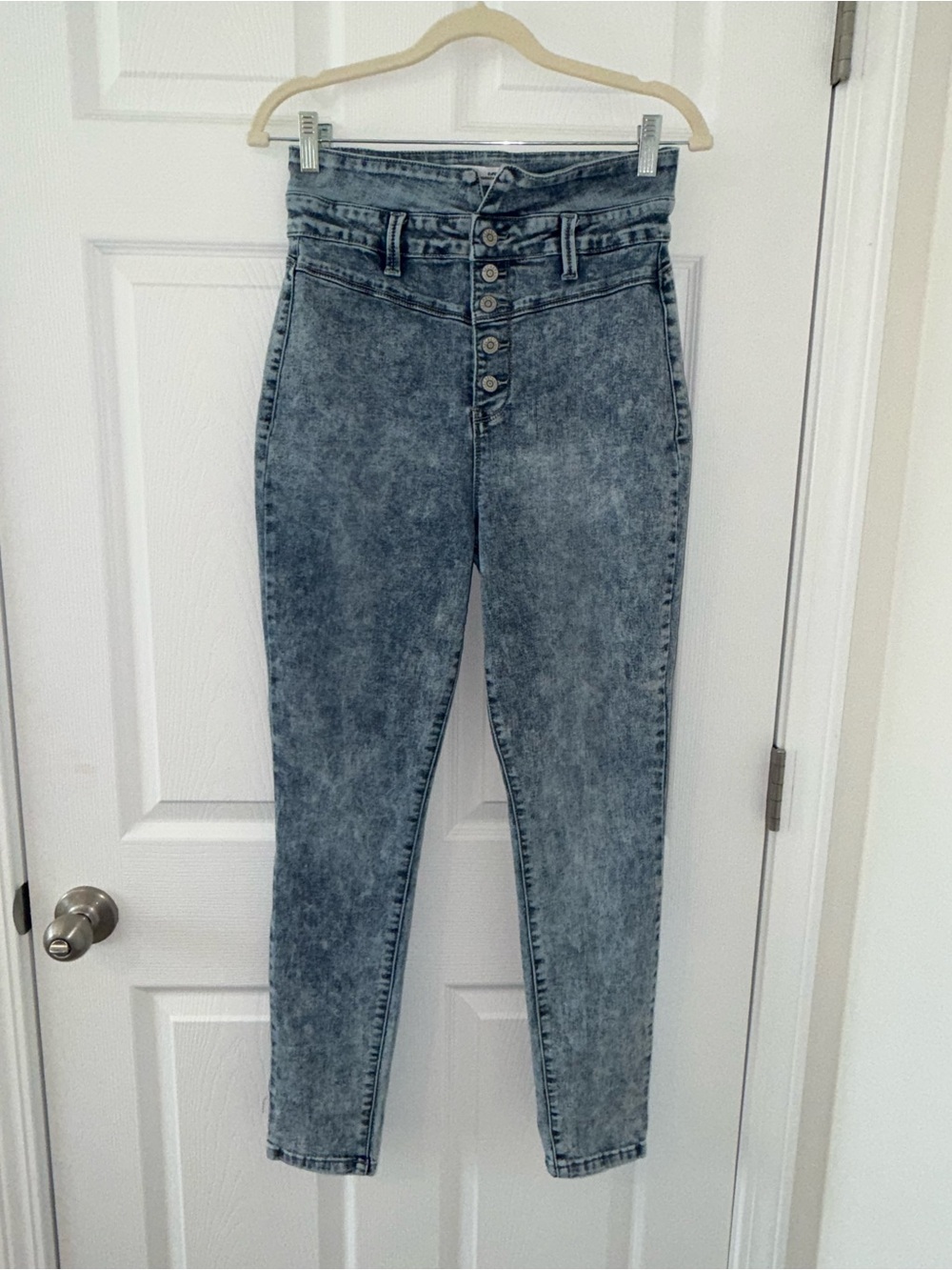 Secrets With Love Super High Waist Acid Wash Skinny Jeans Size 11/30